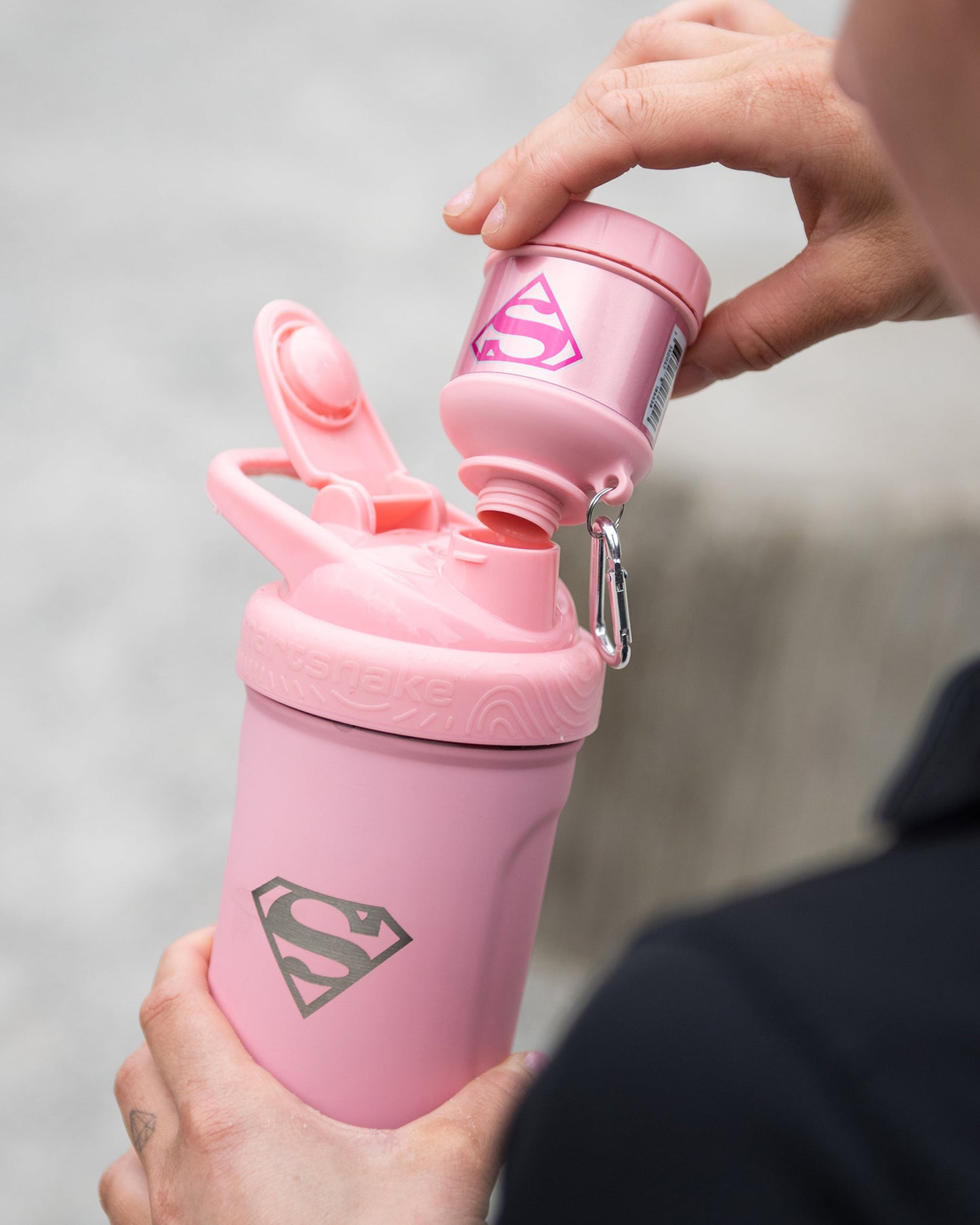 whey2go-funnel-supergirl-e9 Smartshake_Whey2Go_Supergirl_Lifestyle.jpg