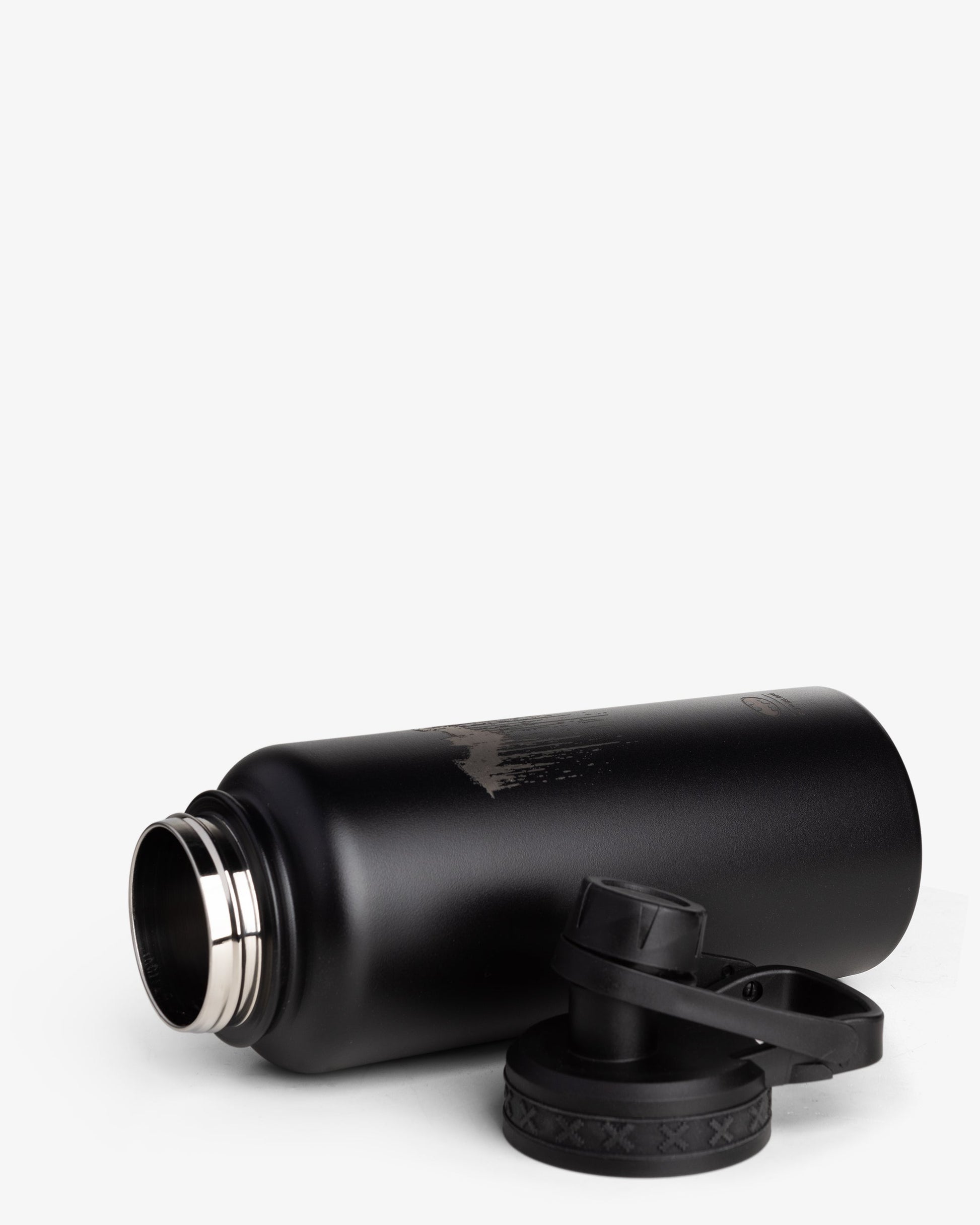 bohtal-insulated-sports-bottle-batman-dripping-logo-g4 Bohtal_Insulated_Sports_Bottle_Batman_Dripping_Logo_unassambled.jpg