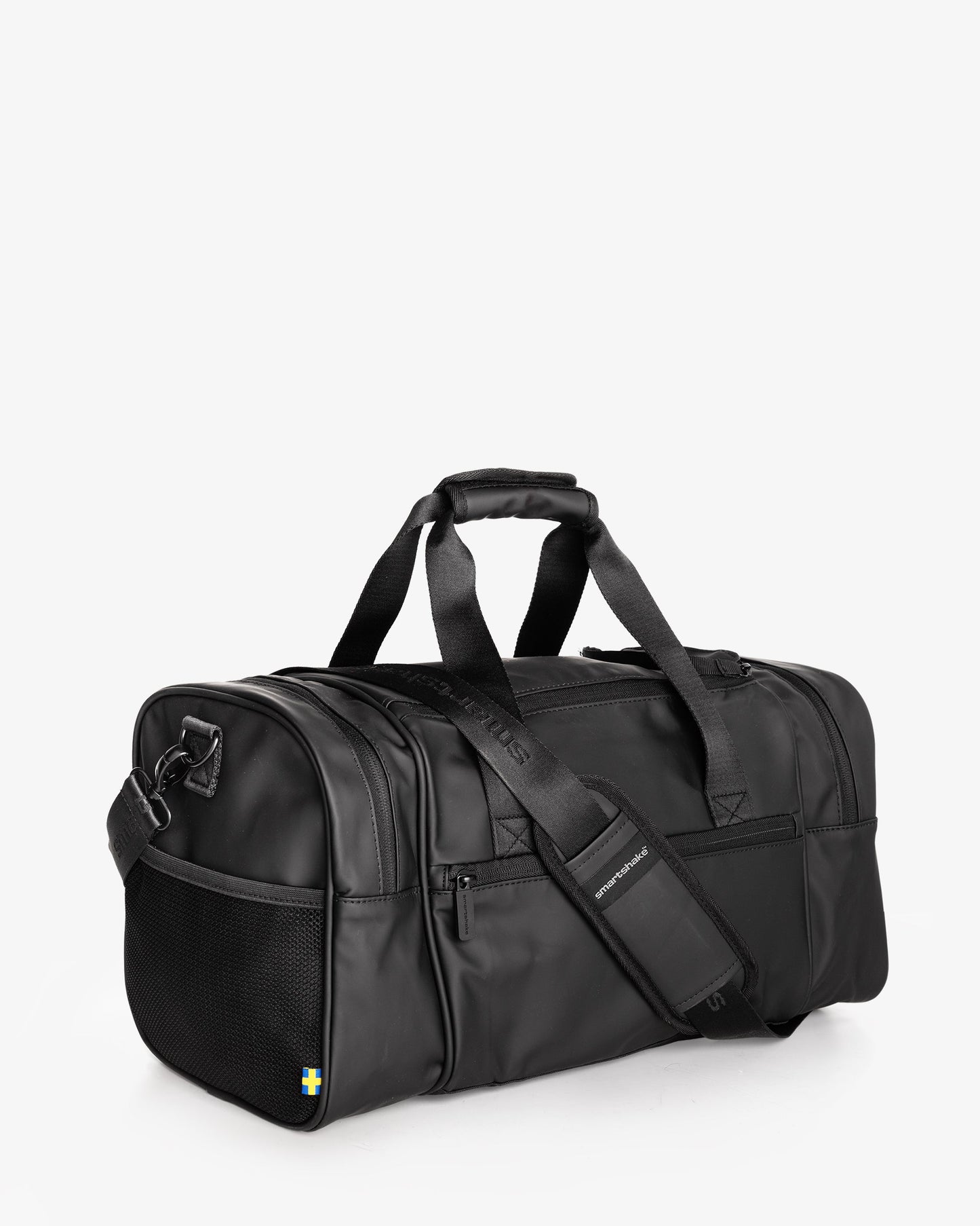 gym-bag-black-a3 Smartshake_GymBag_Black_3_4_back.jpg