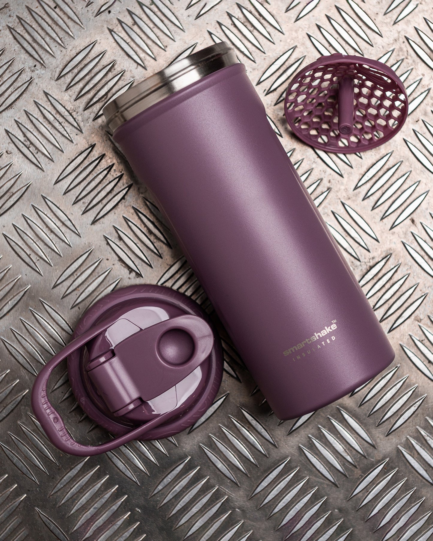 insulated-steel-shaker-dusty-plum-u6 Smartshake_Insulated_Steel_Dusty_Plum_Lifestyle.jpg