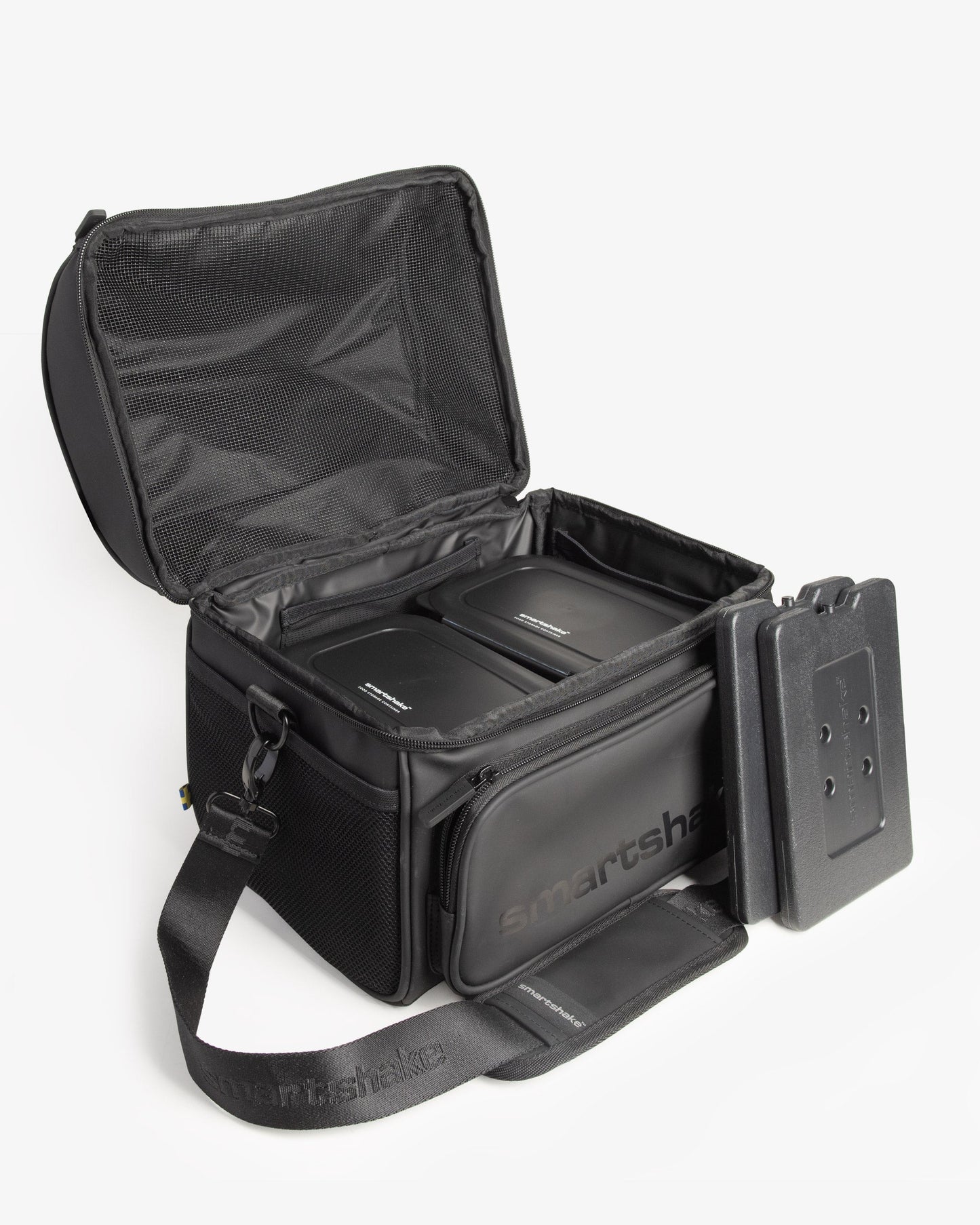 meal-prep-bag-black-with-4-food-containers-and-2-ice-packs-g3 Smartshake_Meal_Prep_Bag_Black_open.jpg