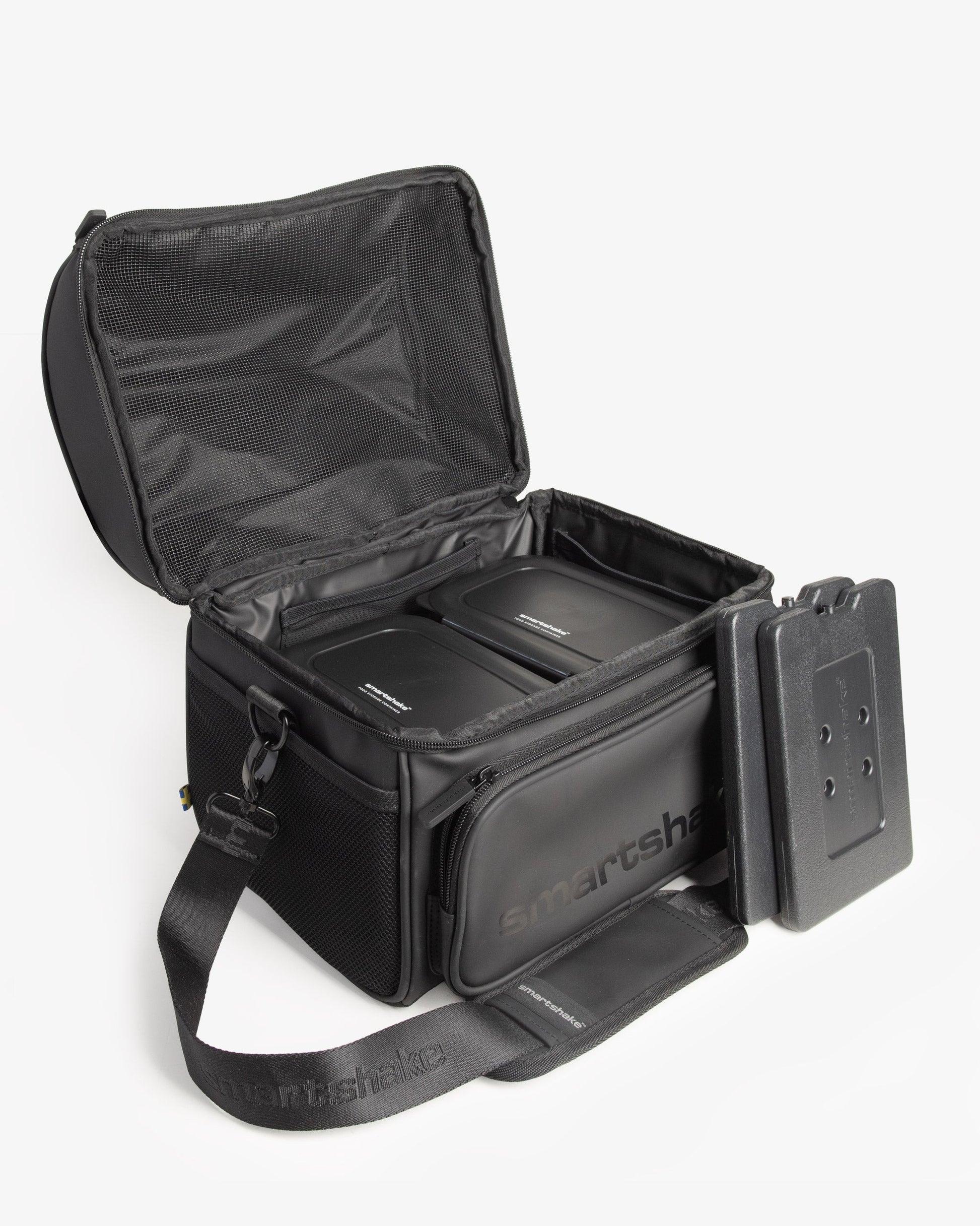 meal-prep-bag-black-with-4-food-containers-and-2-ice-packs-g3 Smartshake_Meal_Prep_Bag_Black_open.jpg