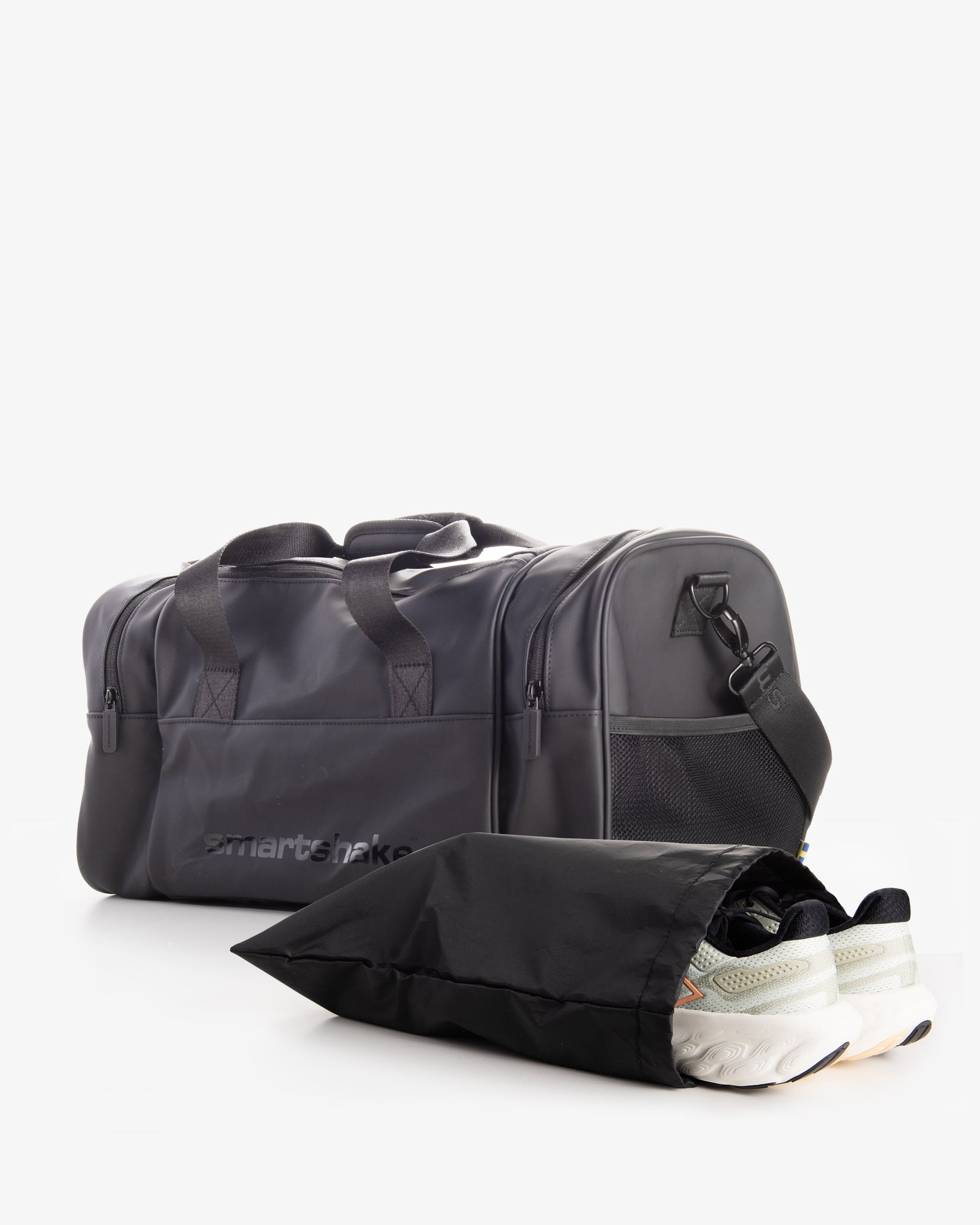 gym-bag-black-a3 Smartshake_gym_bag_Black_unassamled_24a00c8d-f290-45f6-bb42-151f345784ff.jpg